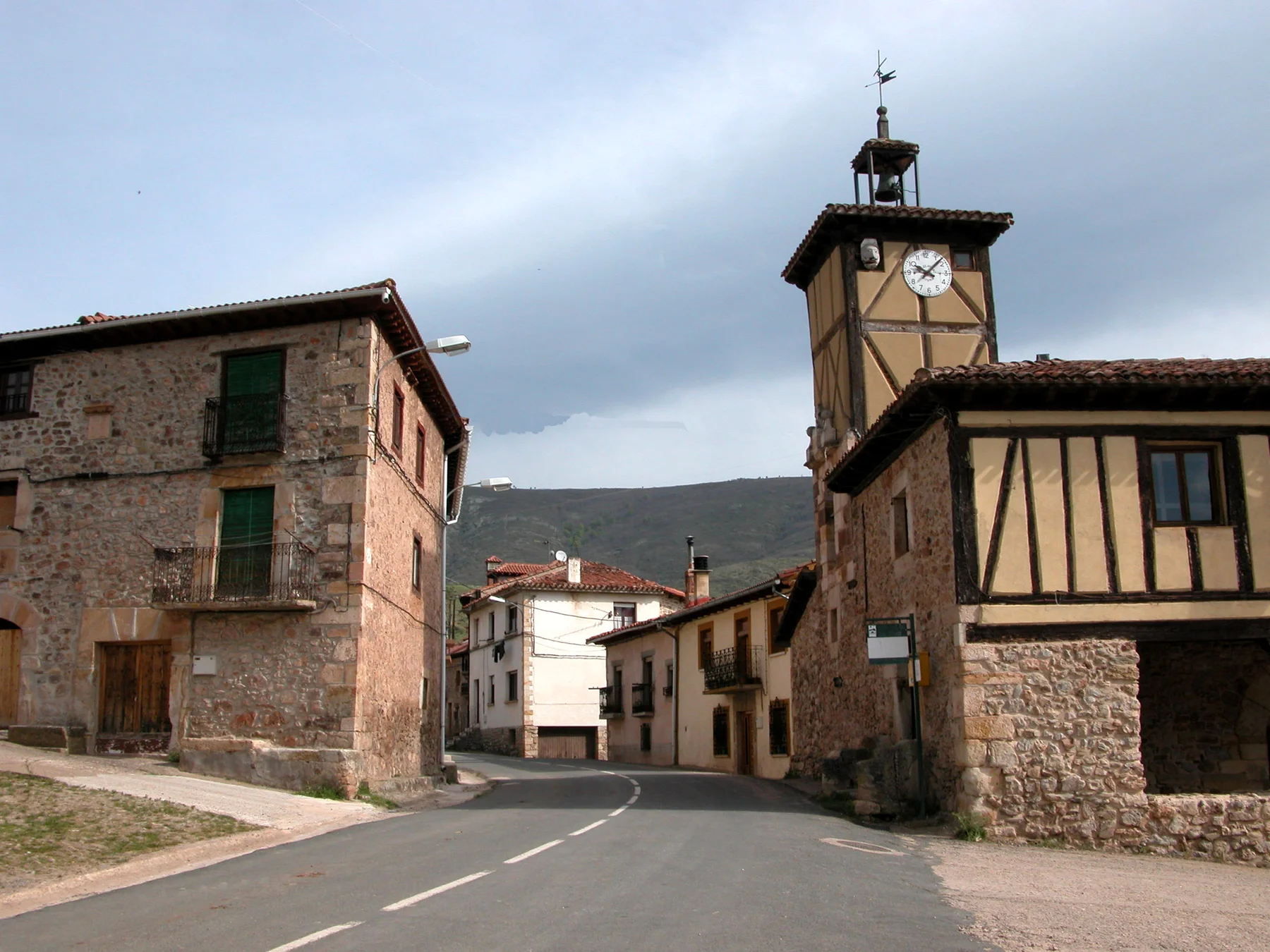 Canales de la Sierra, una de Las Siete Villas